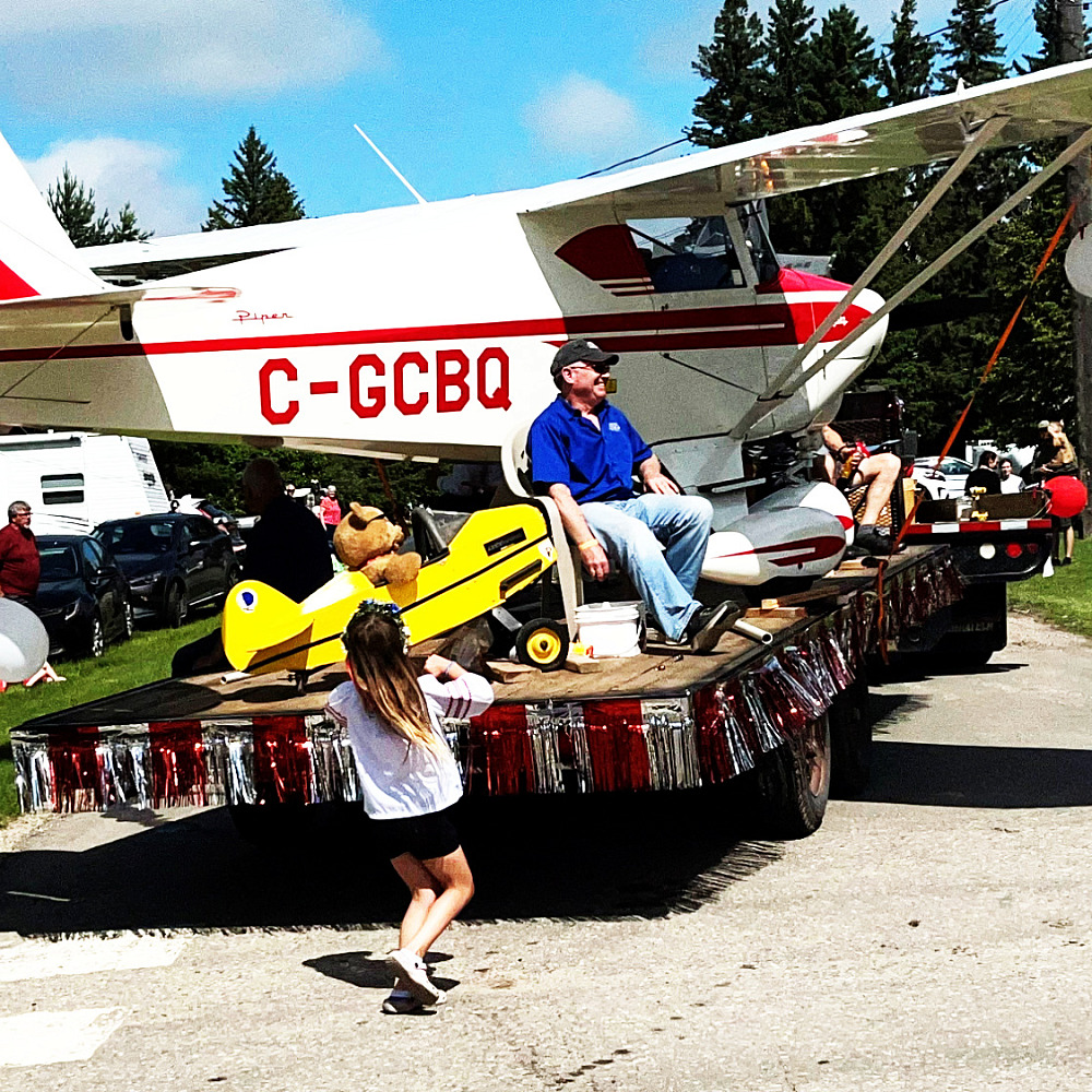 Might be the first time the Russell flying club had a couple of planes - one big and one small - on Binscarth’s Main drag.