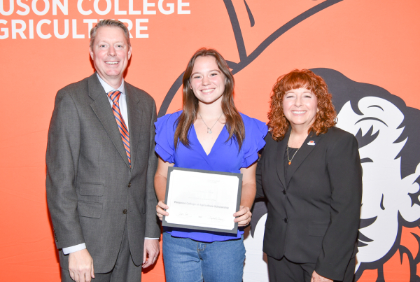 Fox earns scholarships down south