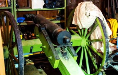 An antique cannon found in Inky Mark’s basement (Manitoba RCMP)
