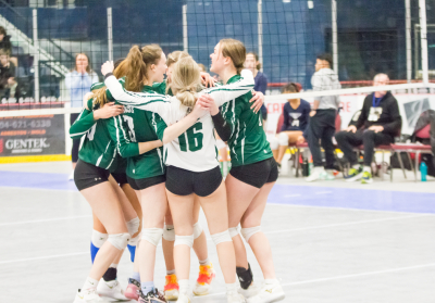 Clippers capture provincial bronze on home court