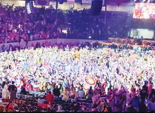 OCN pow wow dancers go to Gathering of Nations event