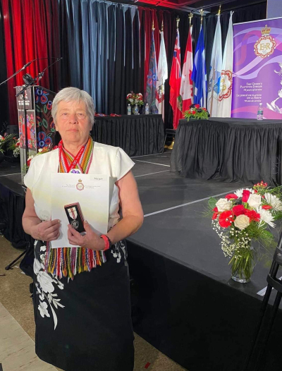 MMF Vice President Mayer receives Medal