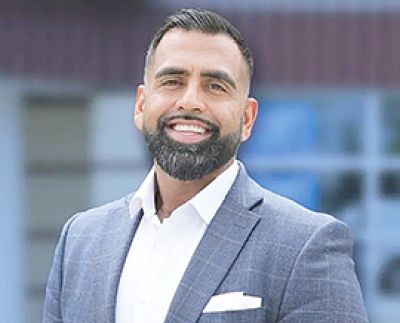 PC leadership hopeful opens up