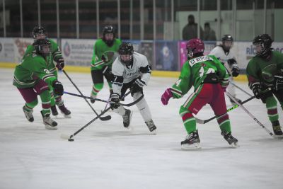 U13 Mustangs advance