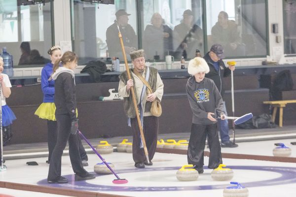 Family fun highlights Ukiefest Bonspiel