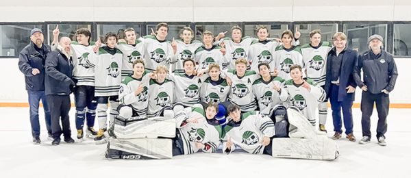 Clippers sail to preseason tournament title