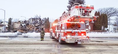 Weekend fire destroys Main Street apartment building