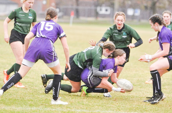 Clippers girls rout opposition to start the season